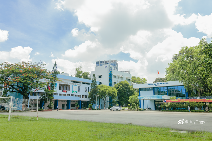 Thông Báo Tuyển Sinh Đại Học Bách Khoa TP.HCM