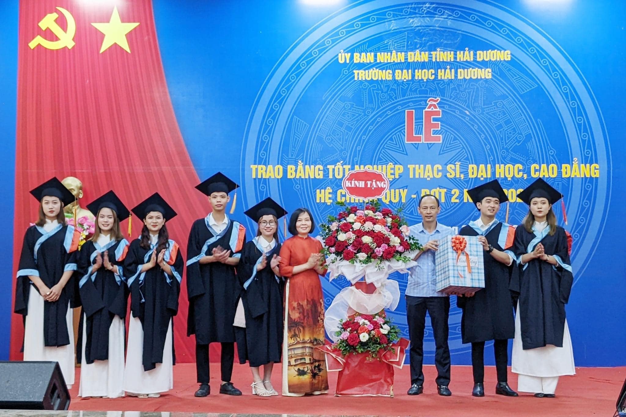 Trường Đại Học Hải Dương c&ocirc;ng hay tư