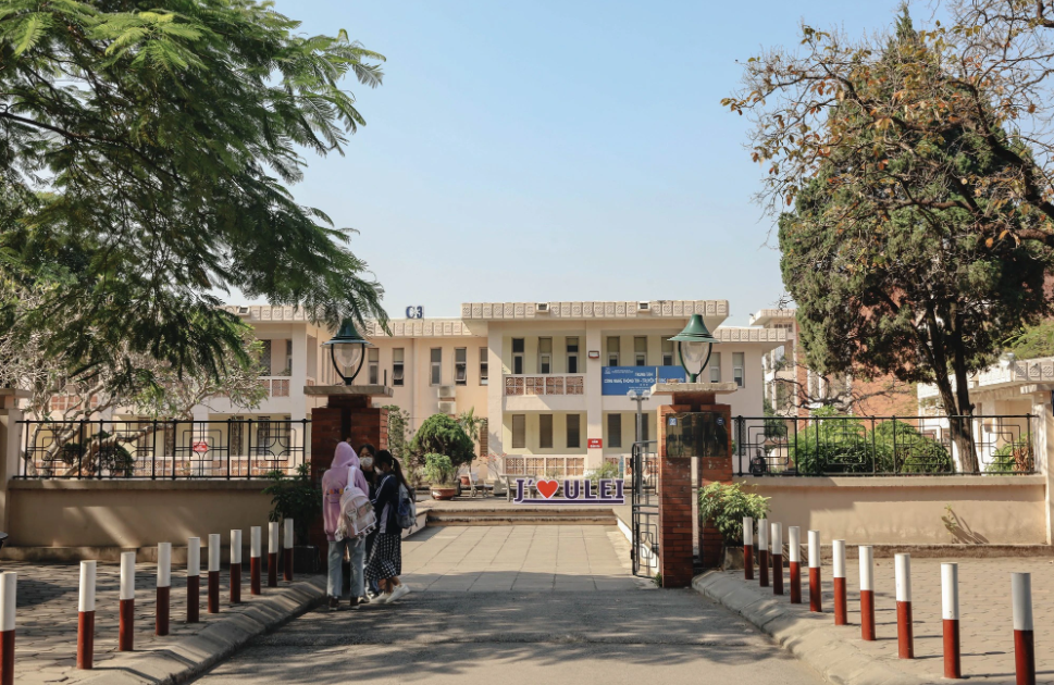 Học Ph&iacute; Đại Học Ngoại Ngữ Đại Học Quốc Gia H&agrave; Nội