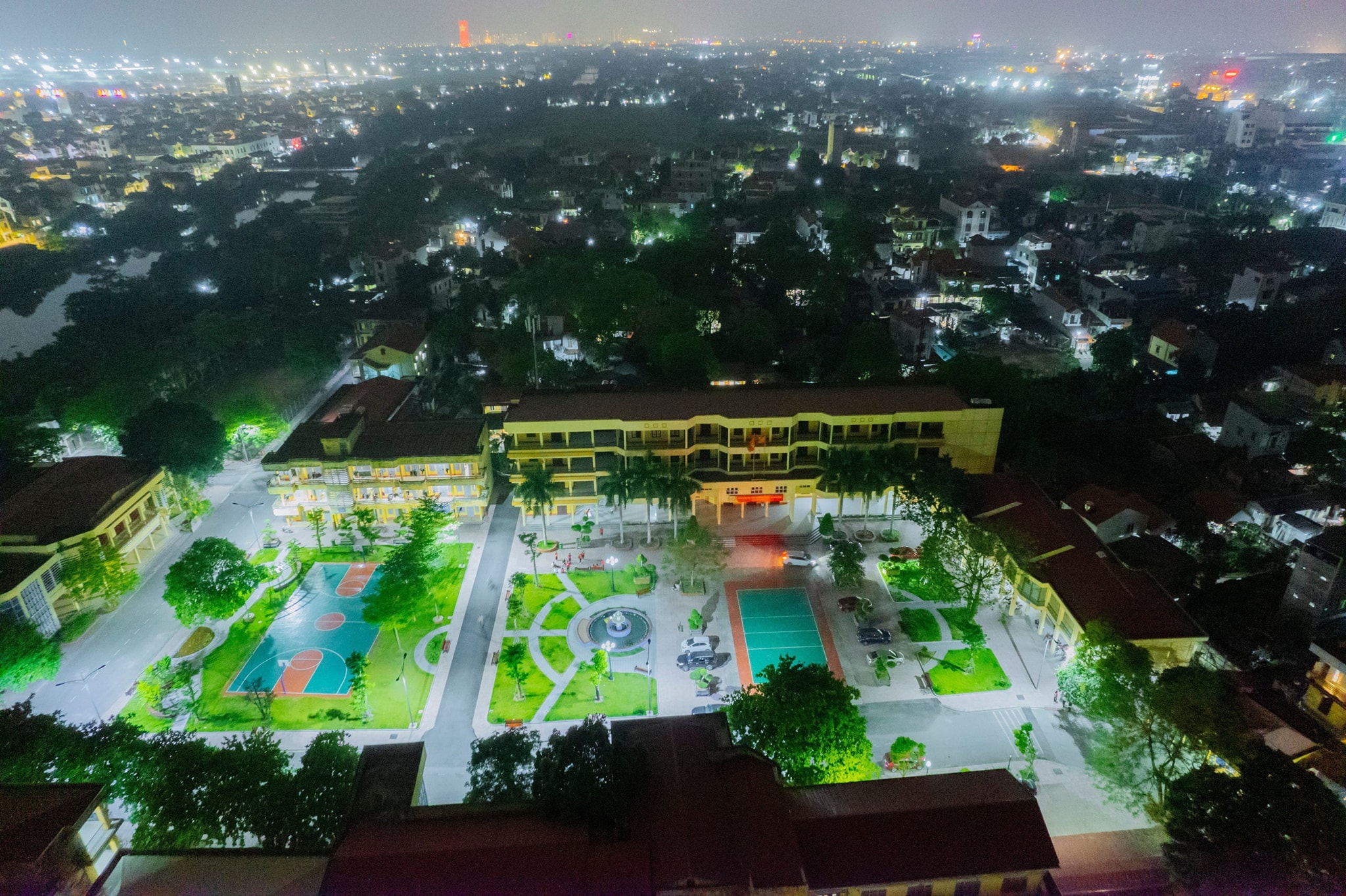 Thông Báo Tuyển Sinh Đại Học Tài Chính Quản Trị Kinh Doanh