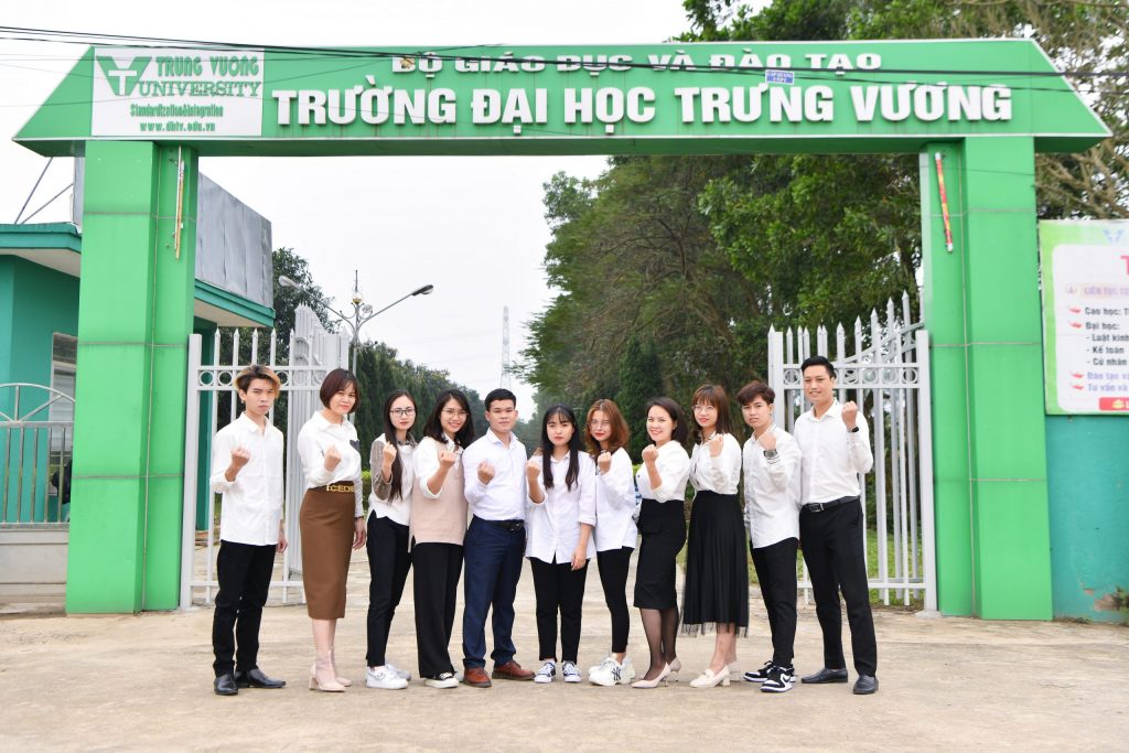 Trường Đại Học Trưng Vương học ph&iacute;