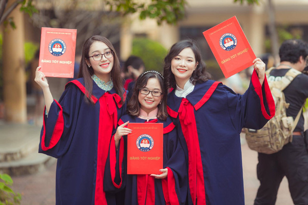 Học Viện Quản L&yacute; Gi&aacute;o Dục học ph&iacute;